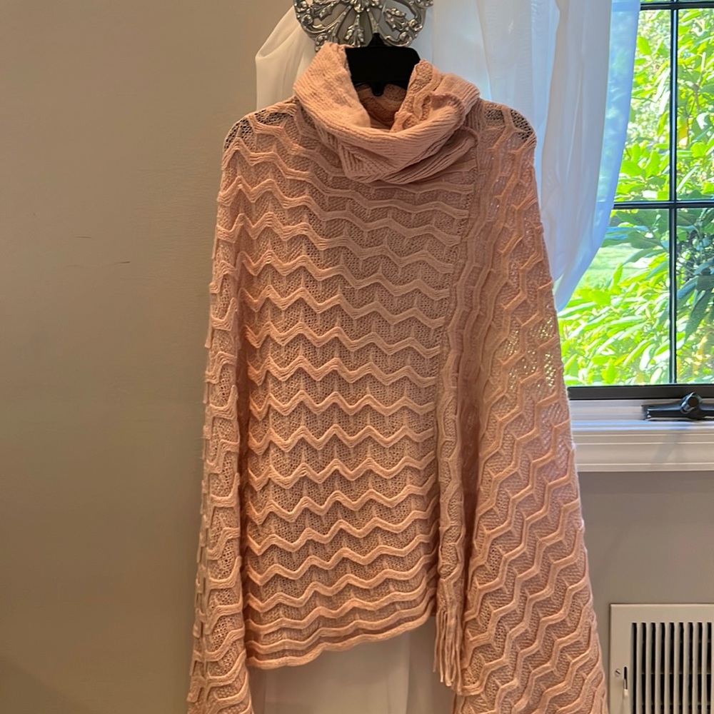 Zoe Madison turtleneck sweater cap one size